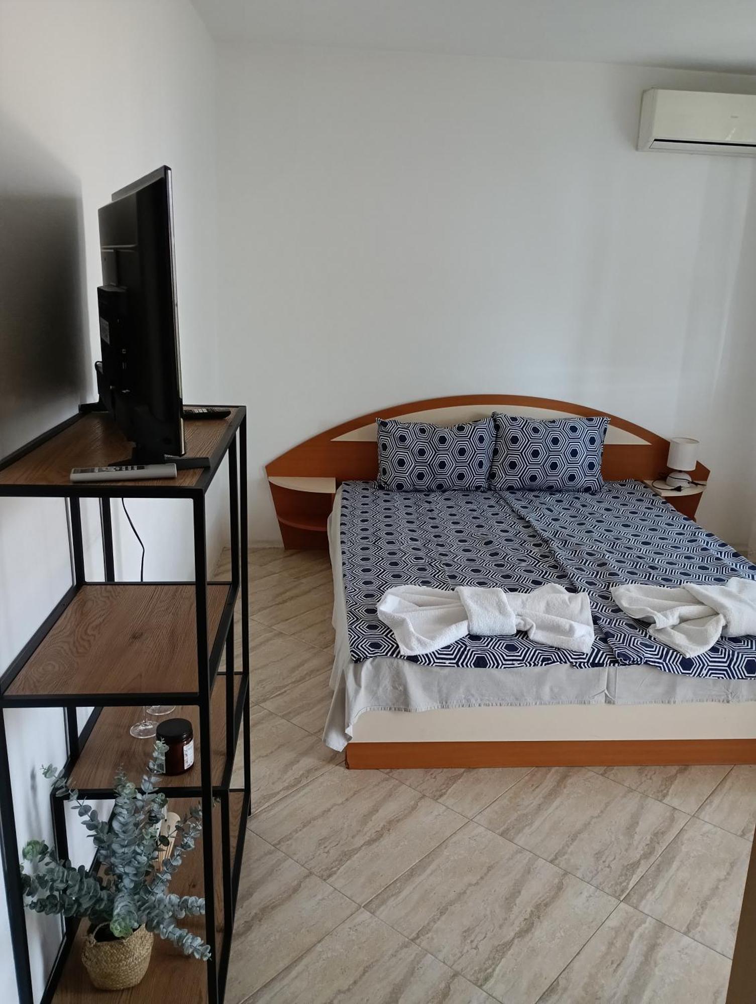 Farlalievi Guest House Sozopol Exterior foto